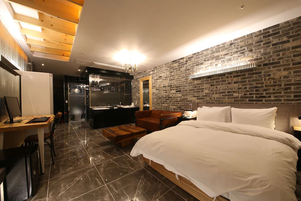 Daegu J Hotel