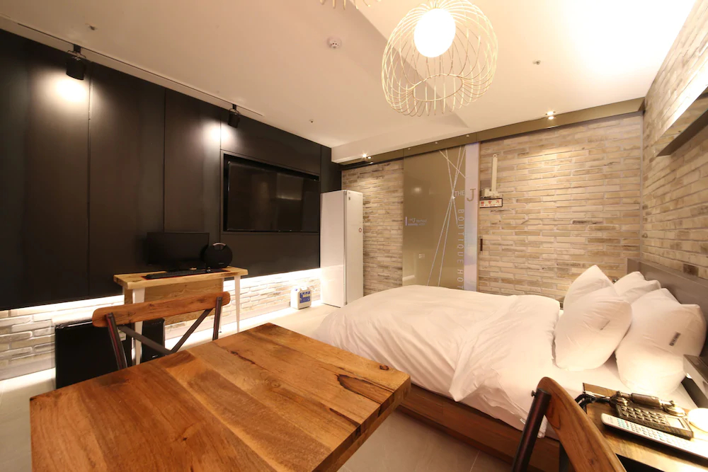 Daegu J Hotel