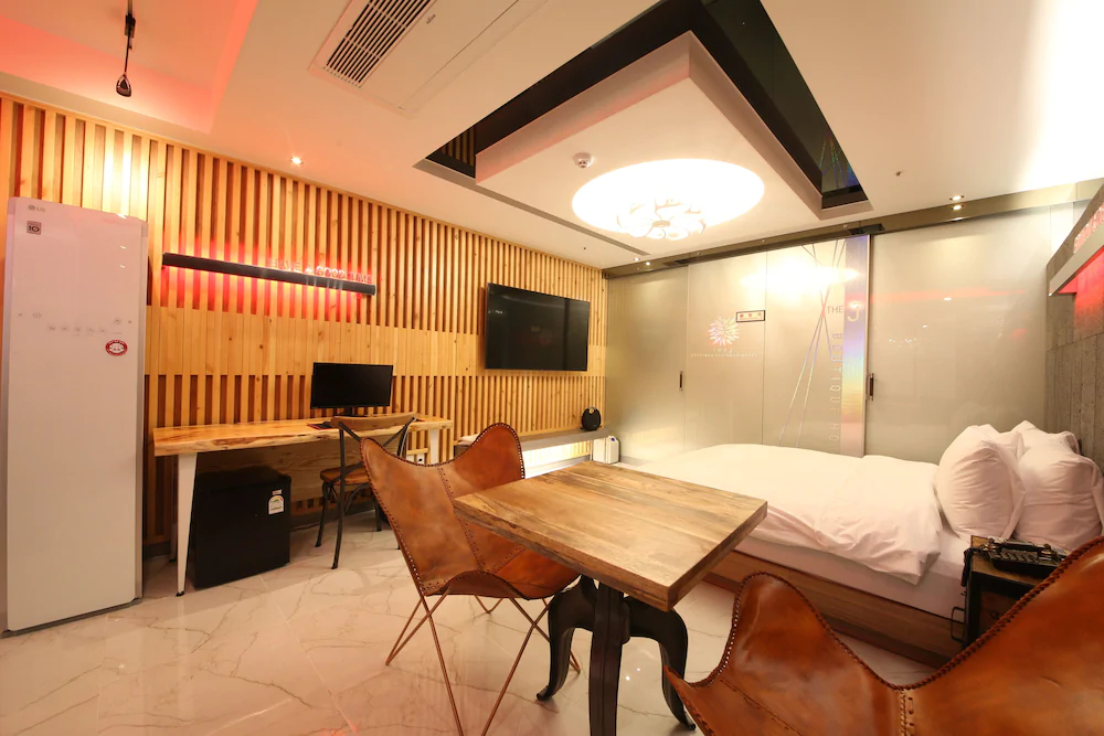 Daegu J Hotel