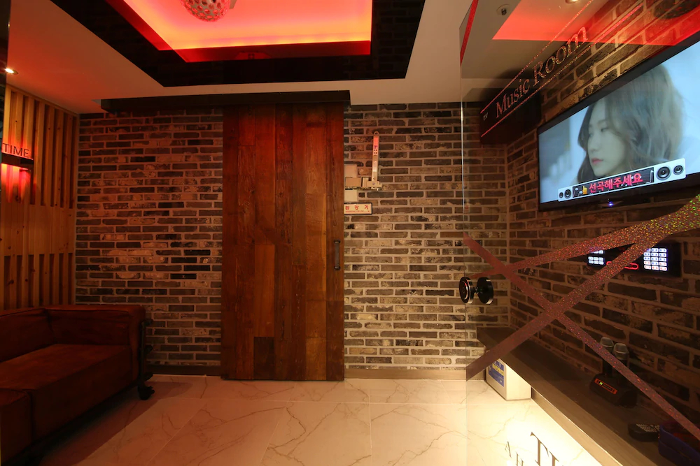 Daegu J Hotel