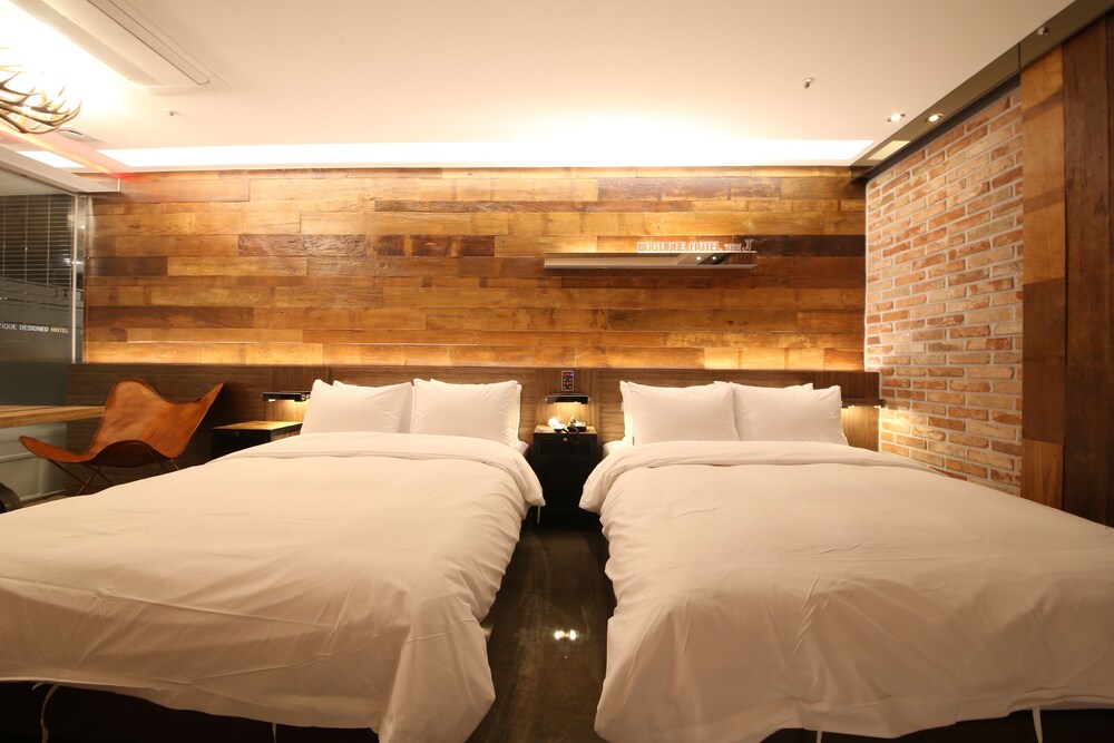 Daegu J Hotel