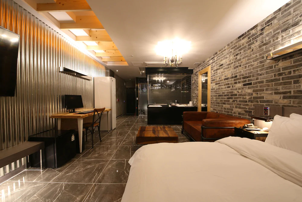 Daegu J Hotel