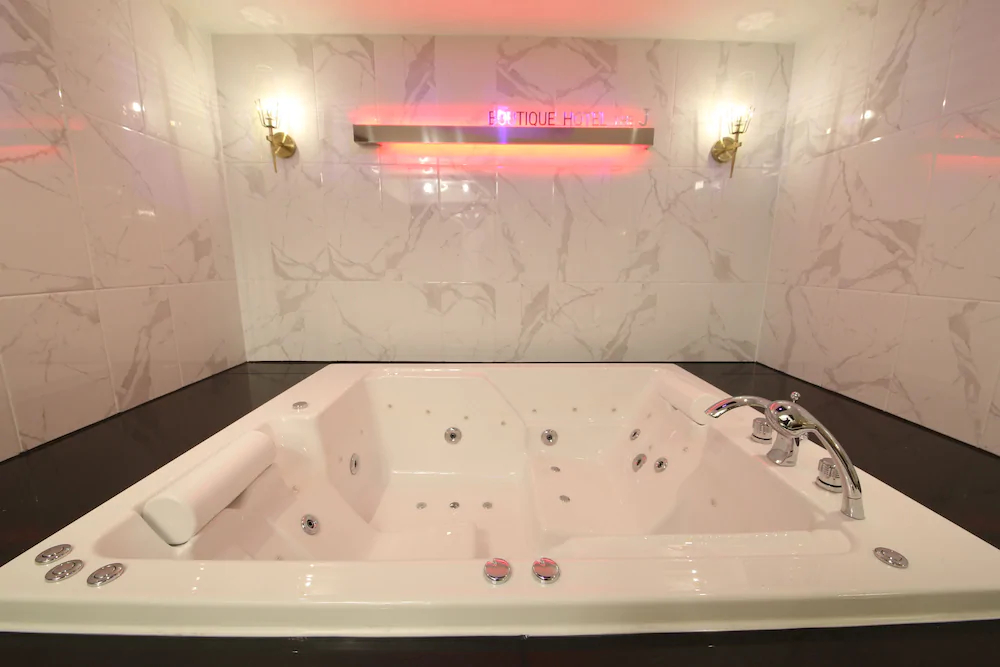 Daegu J Hotel