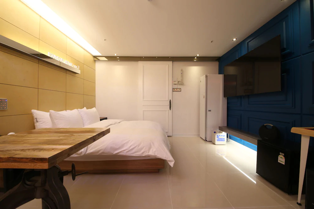 Daegu J Hotel