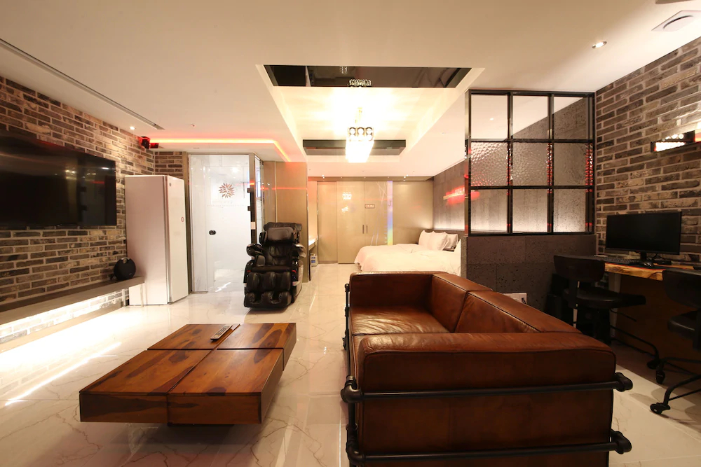 Daegu J Hotel
