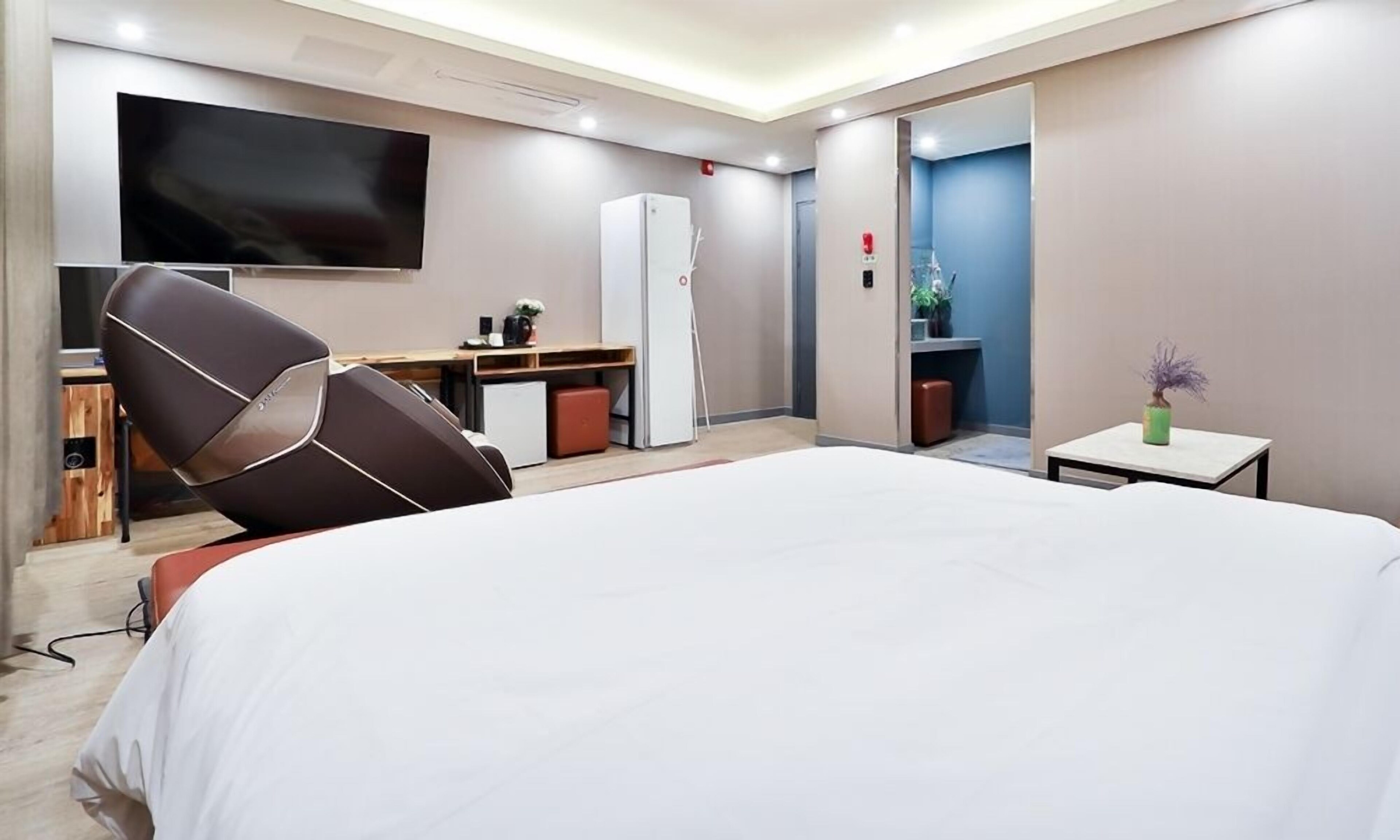 Daegu Seongseo Hotel Series 5.0