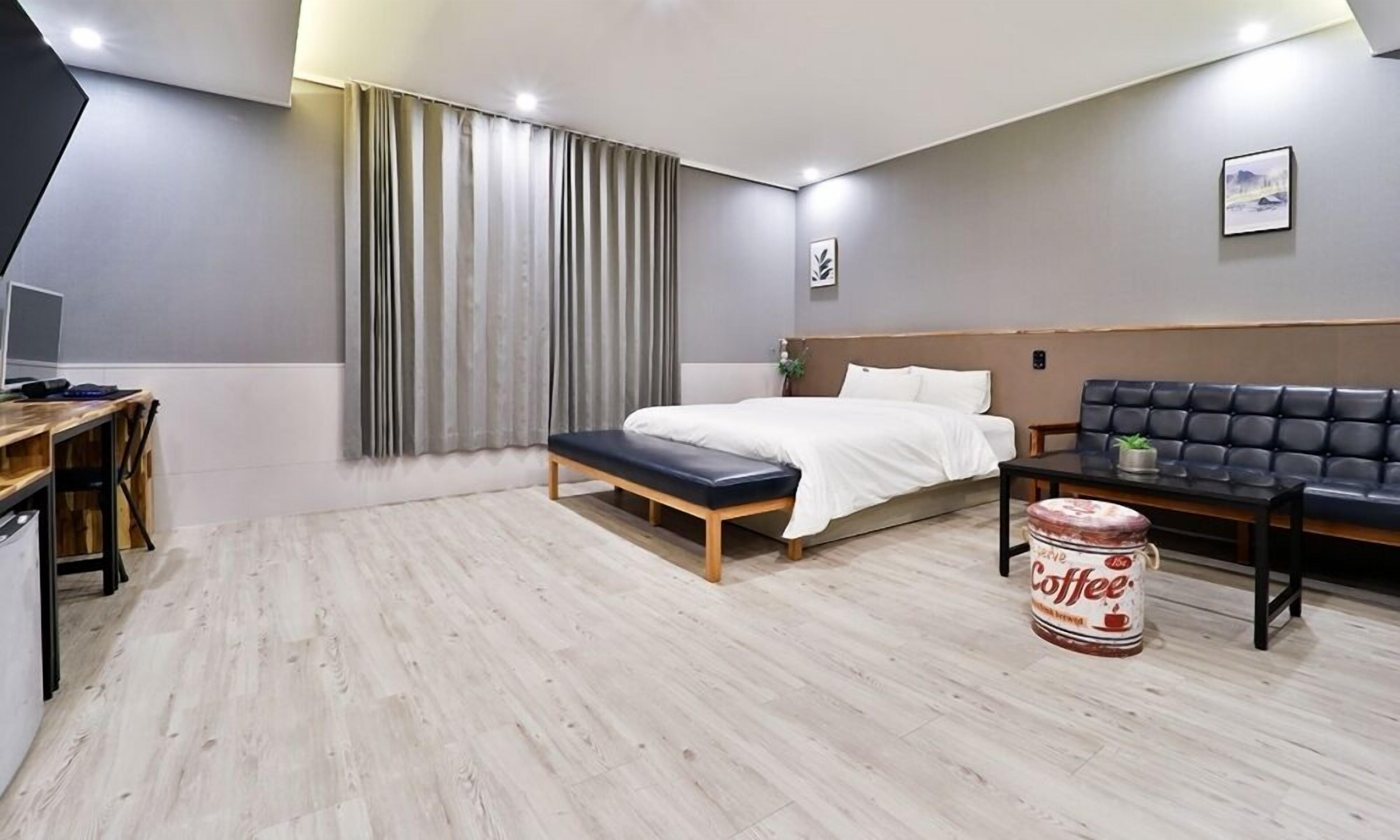 Daegu Seongseo Hotel Series 5.0