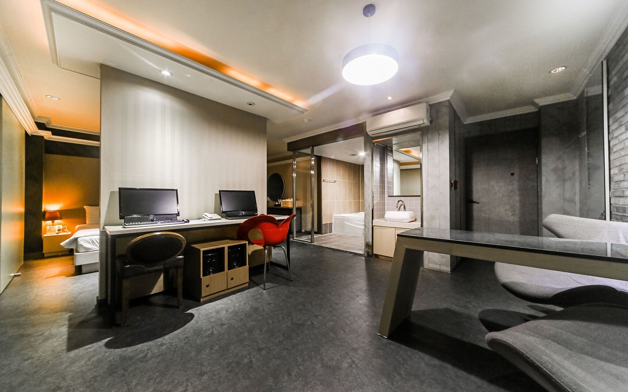 Daegu Seongseo Owall Hotel