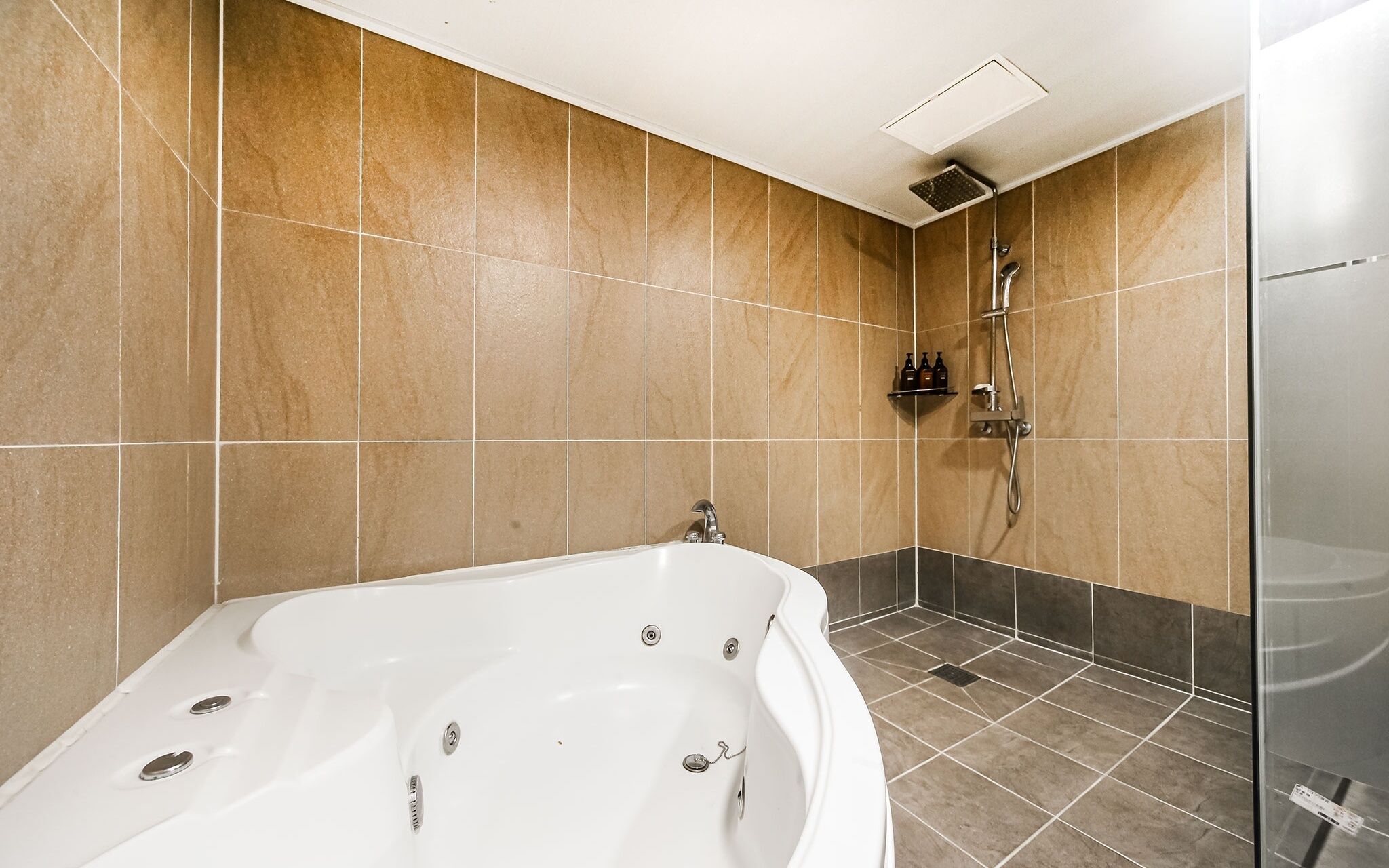 Daegu Seongseo Owall Hotel