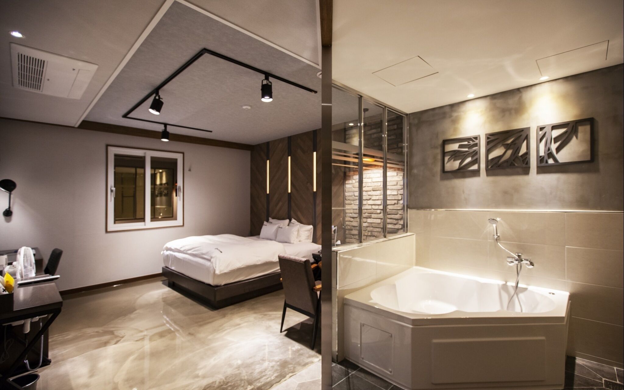 Deagu Seongseo Hotel KIM