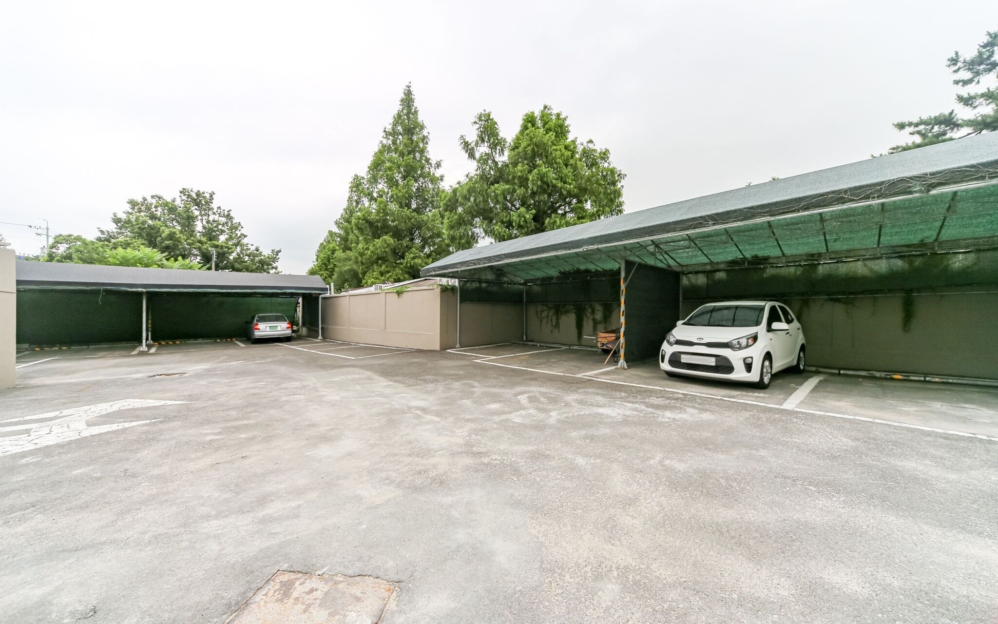 Dongchon Amusement Park Gallery Hotel