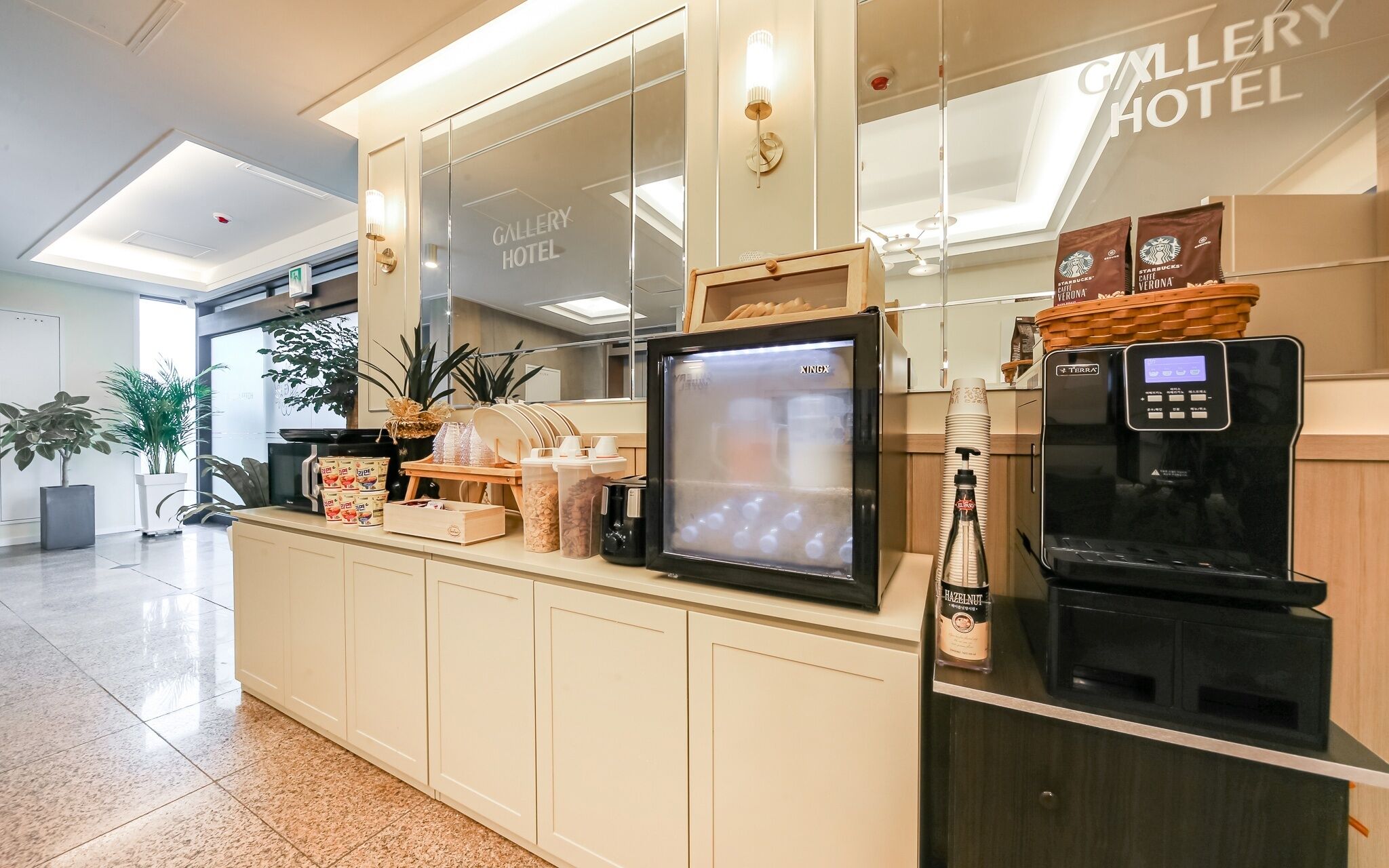 Dongchon Amusement Park Gallery Hotel