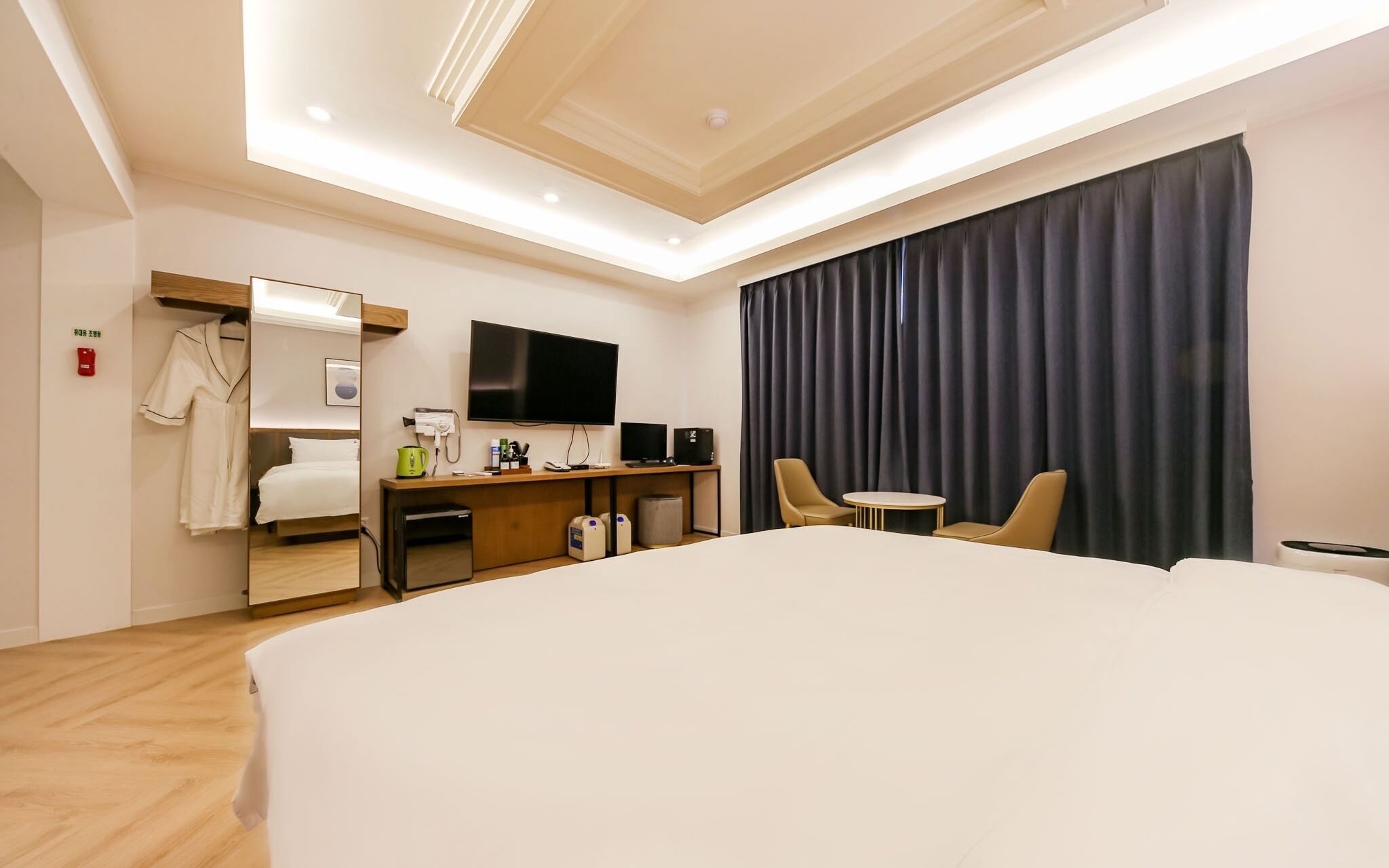 Dongchon Amusement Park Gallery Hotel