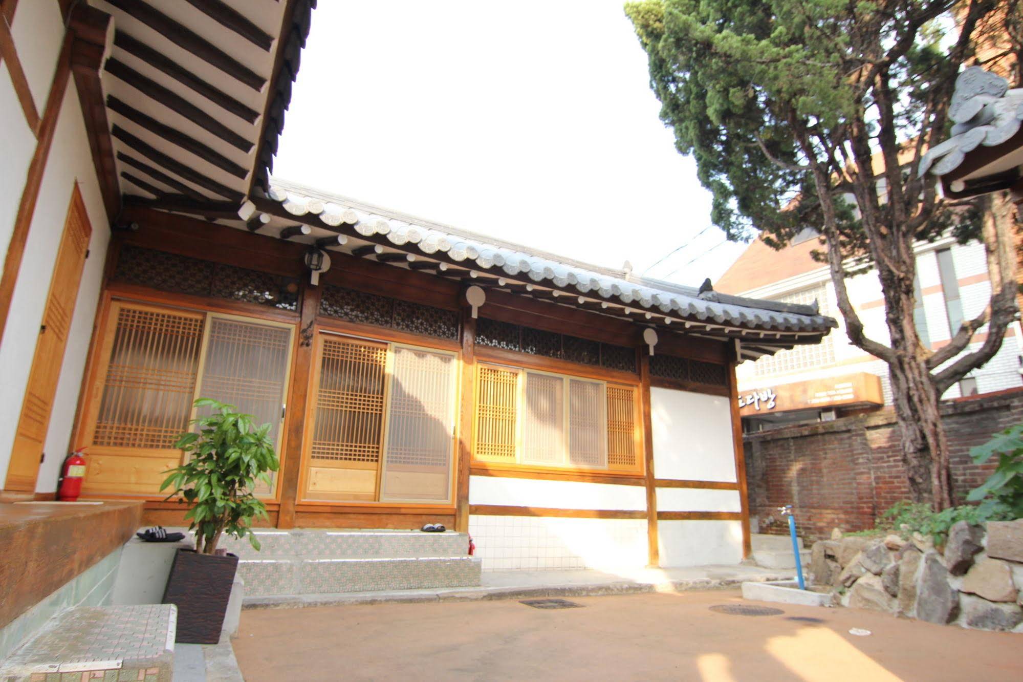 Empathy Hanok Guesthouse