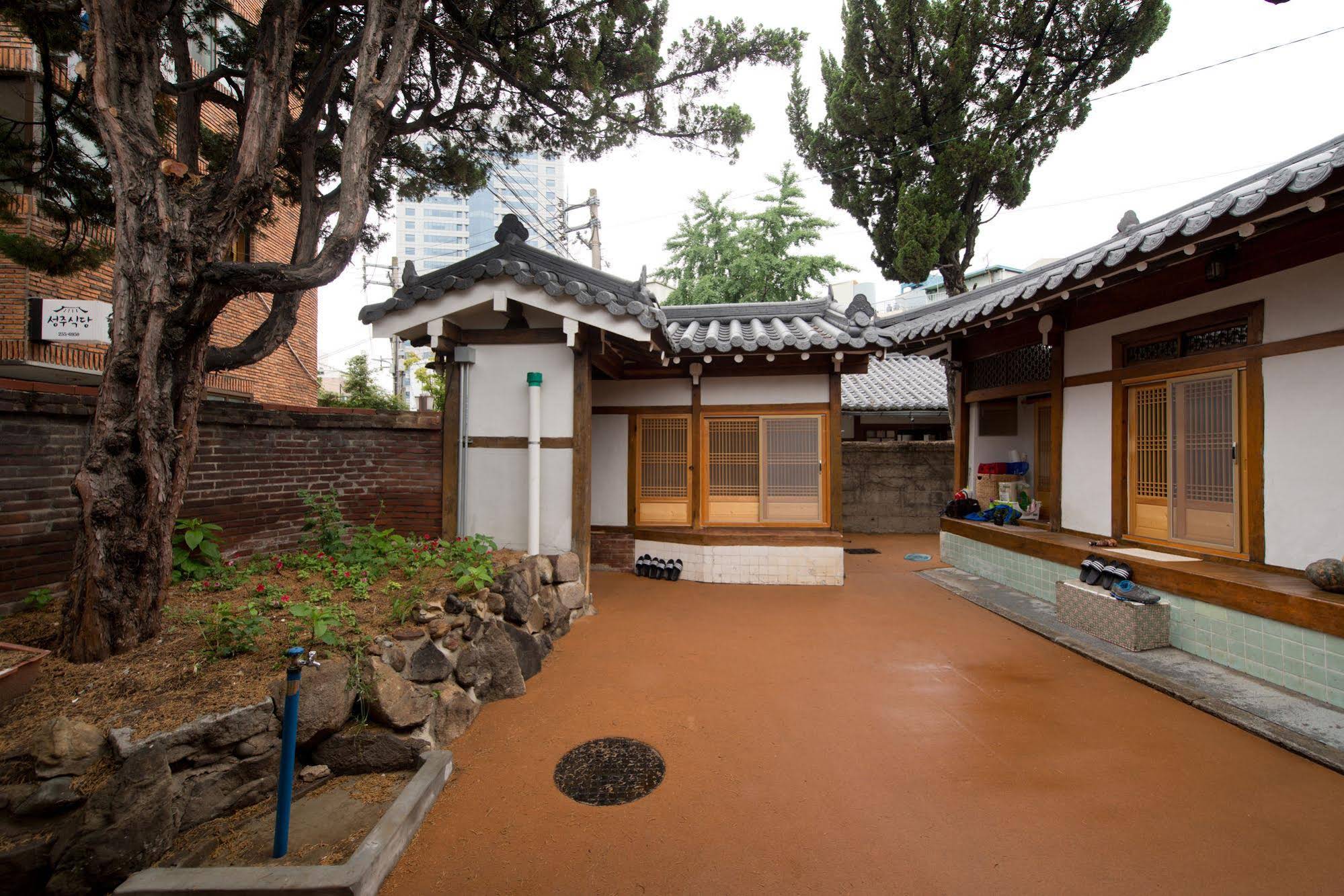 Empathy Hanok Guesthouse