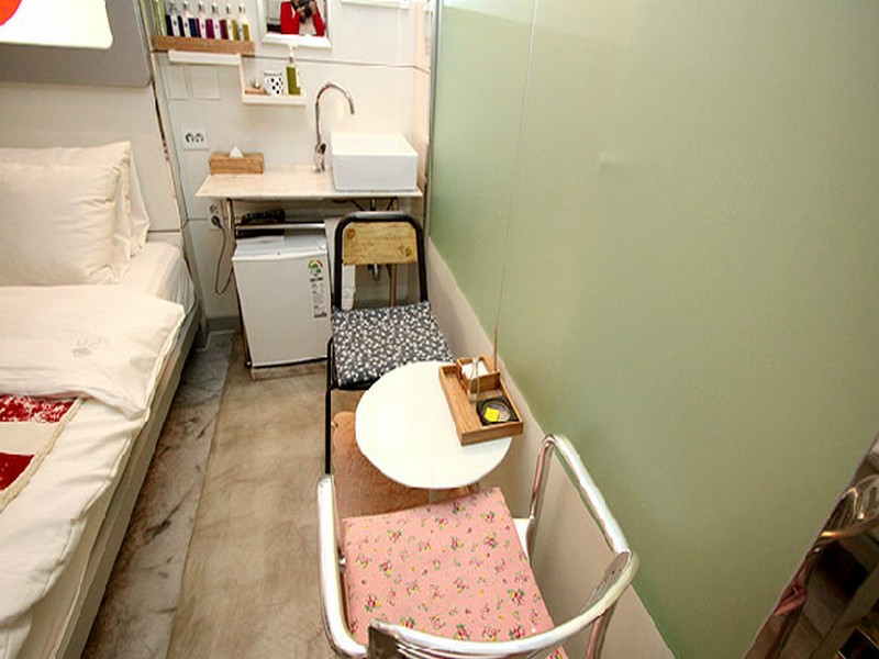 February Boutique Hotel Hwanggeum