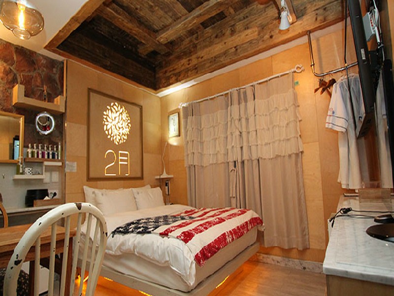 February Boutique Hotel Hwanggeum