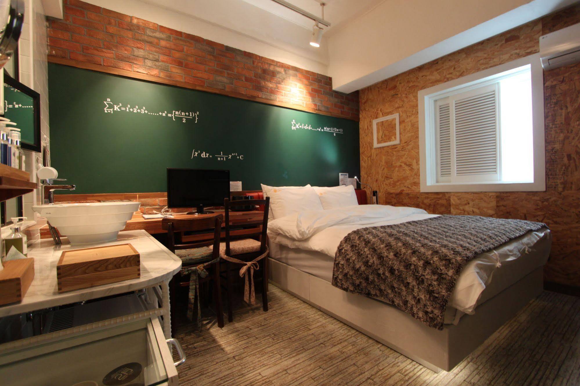 February Hotel Apsan