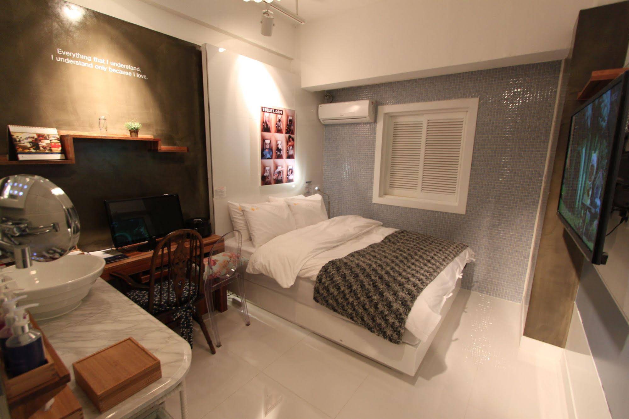 February Hotel Apsan