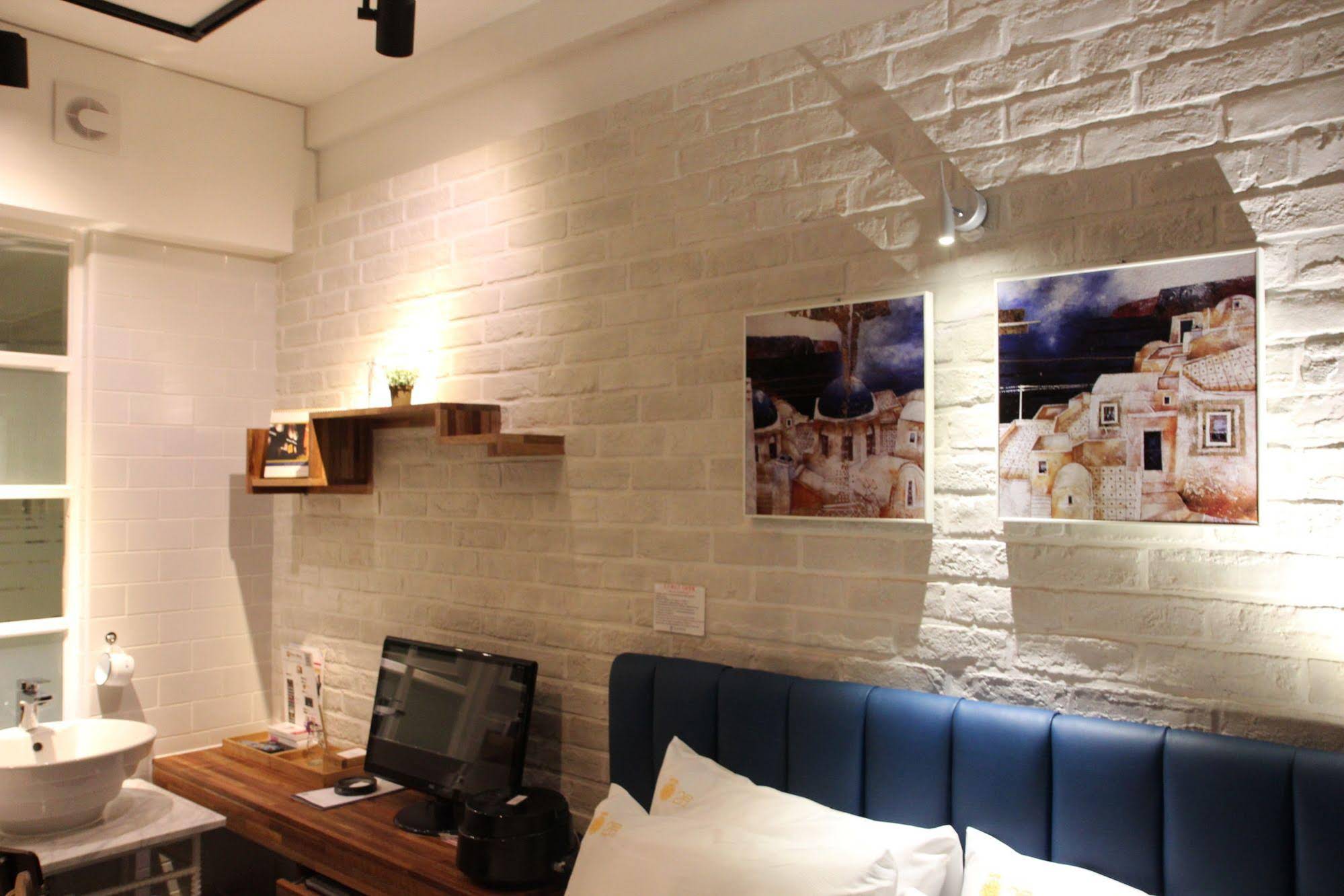 February Hotel Apsan