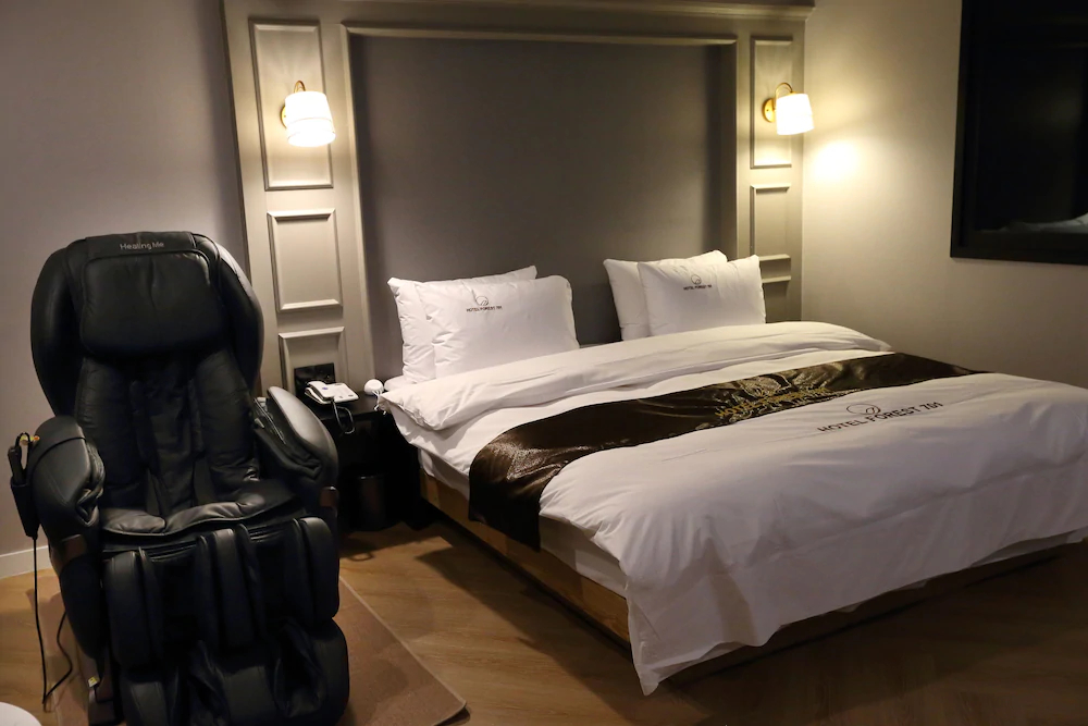 Forest 701 Hotel