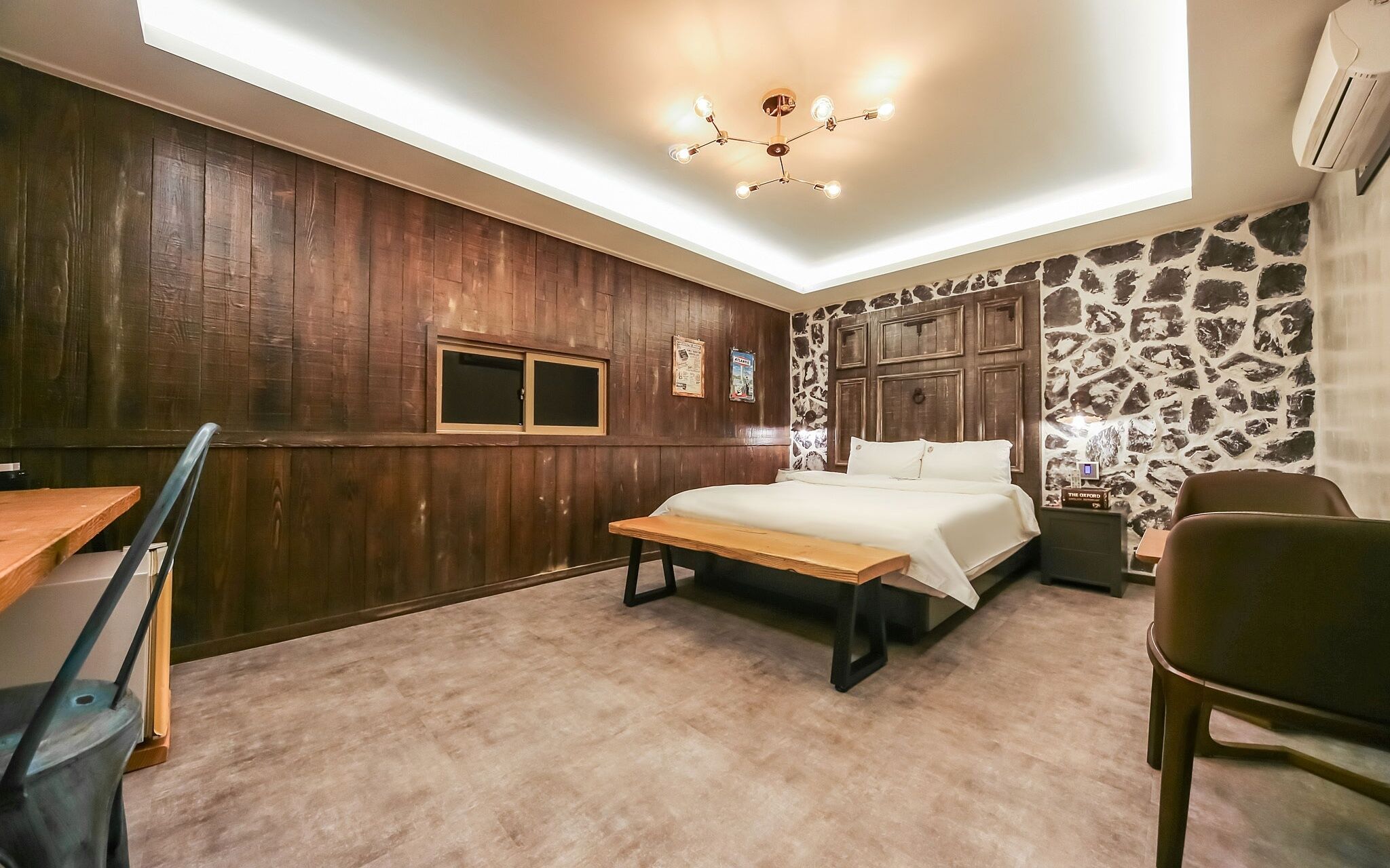 Gallery Hotel