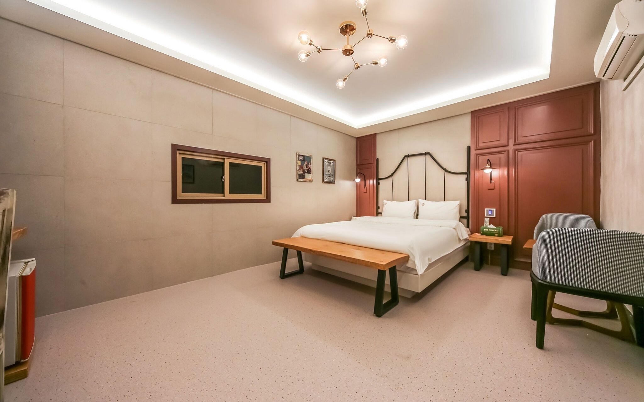Gallery Hotel