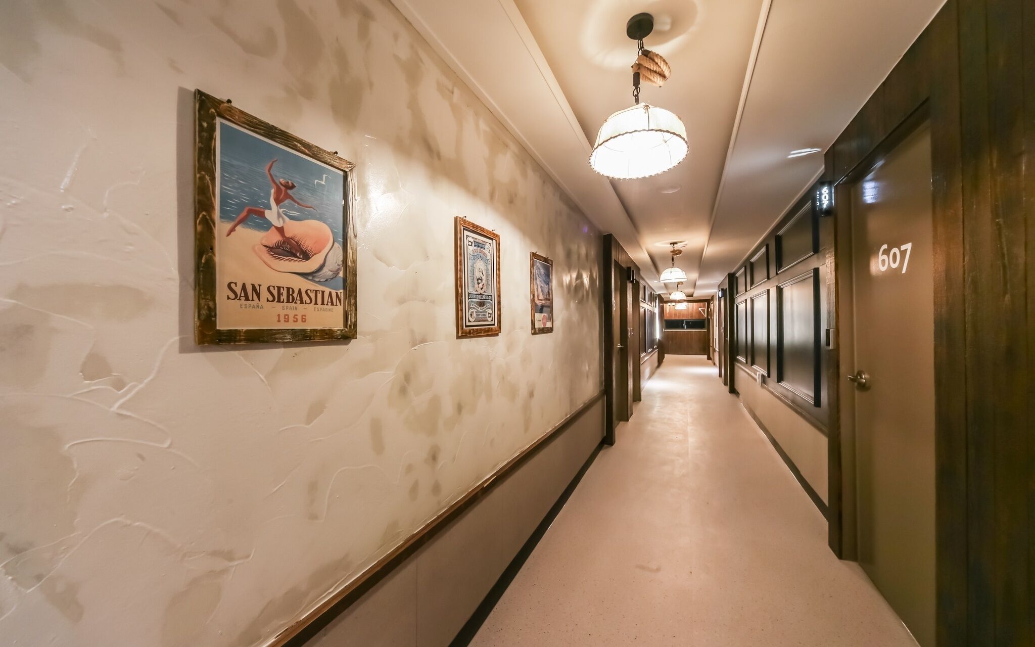 Gallery Hotel