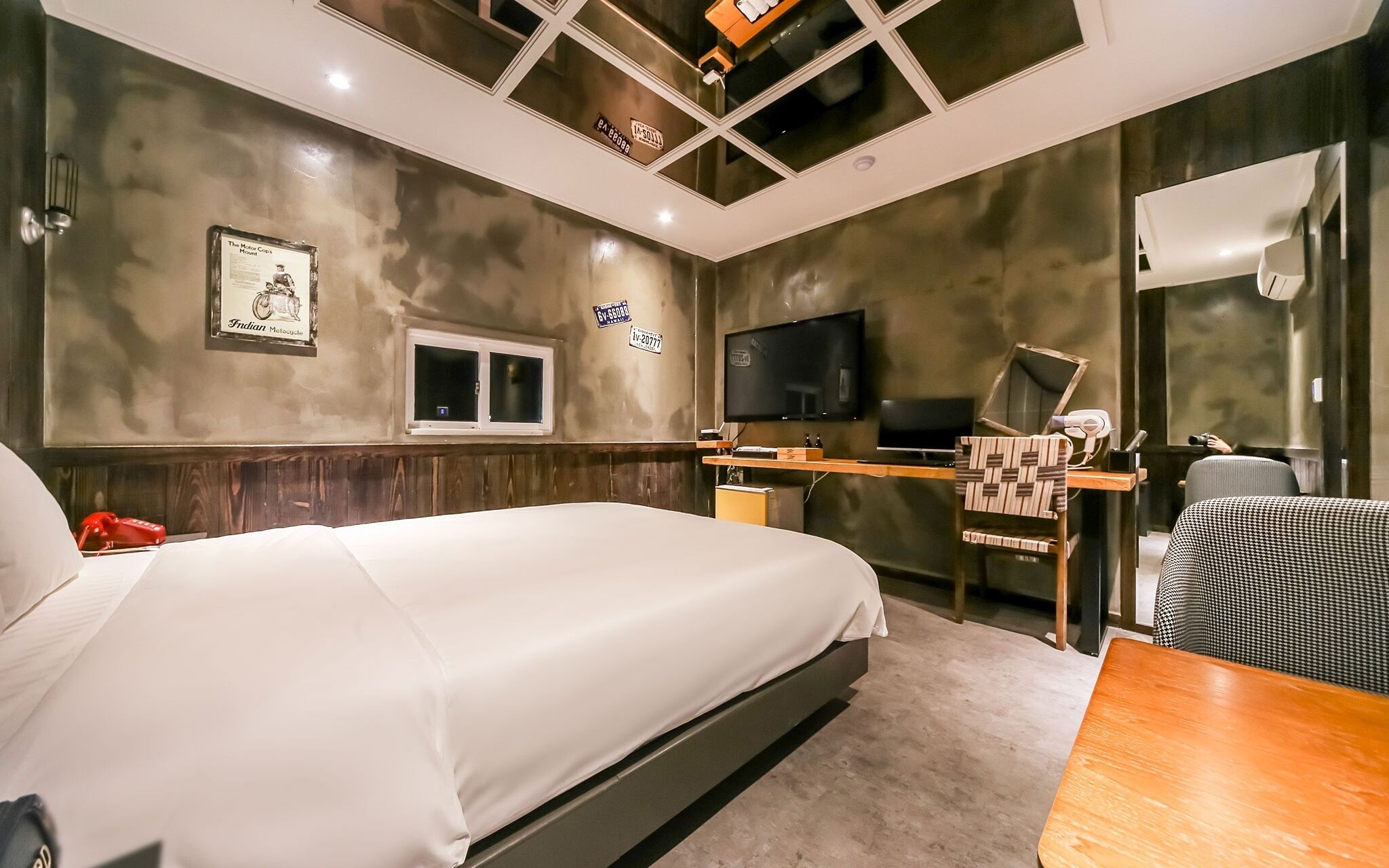 Gallery Hotel