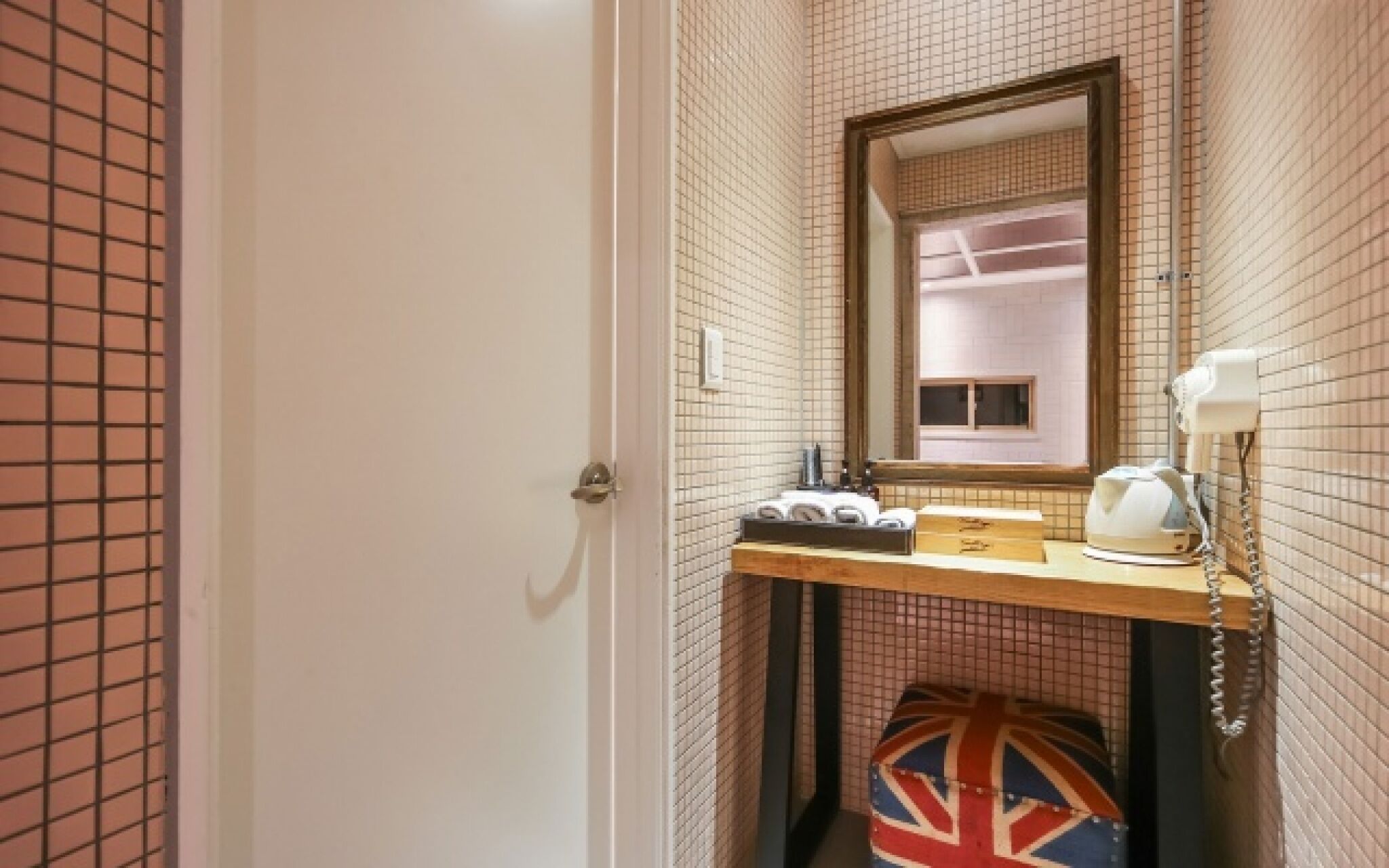 Gallery Hotel