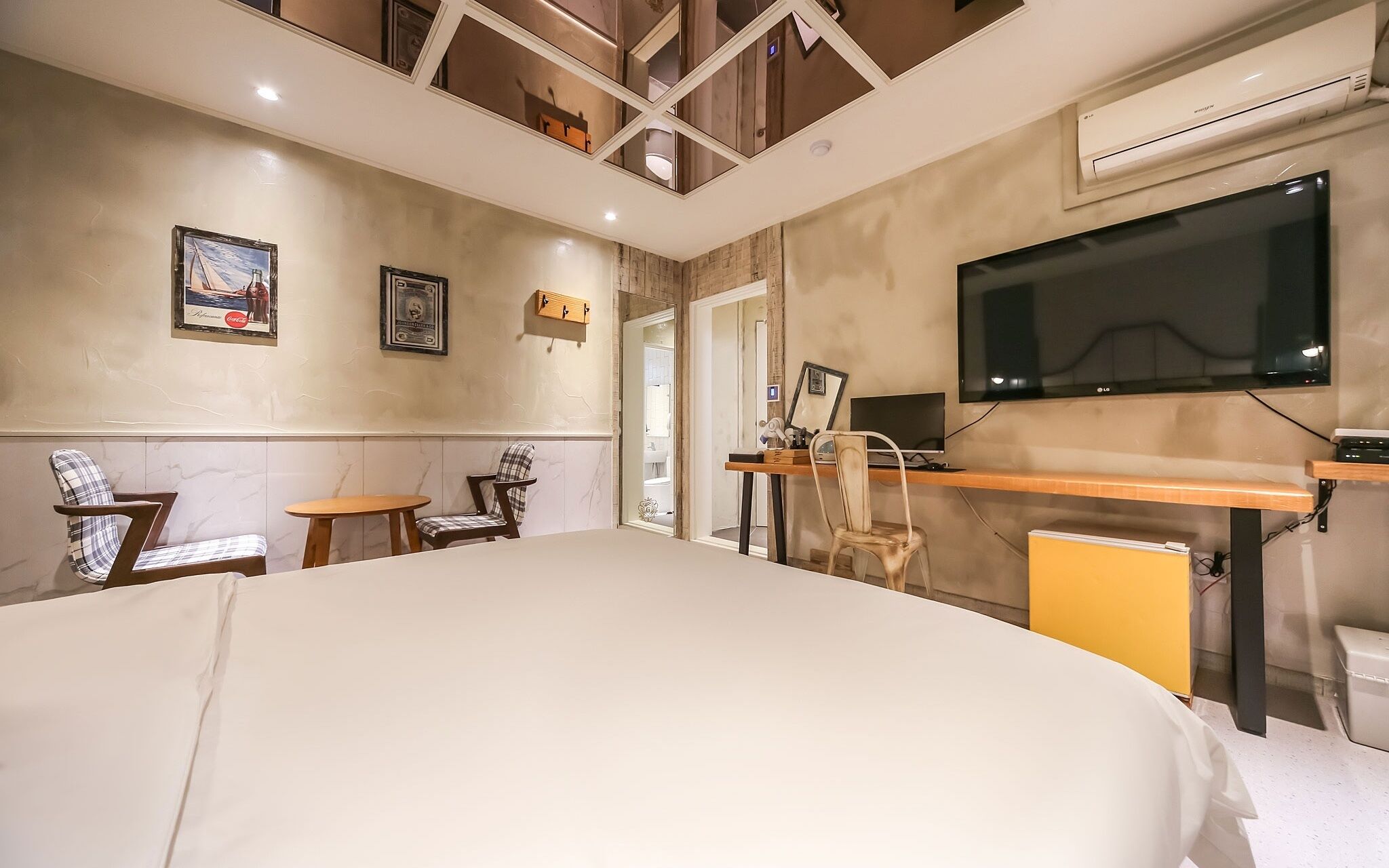 Gallery Hotel