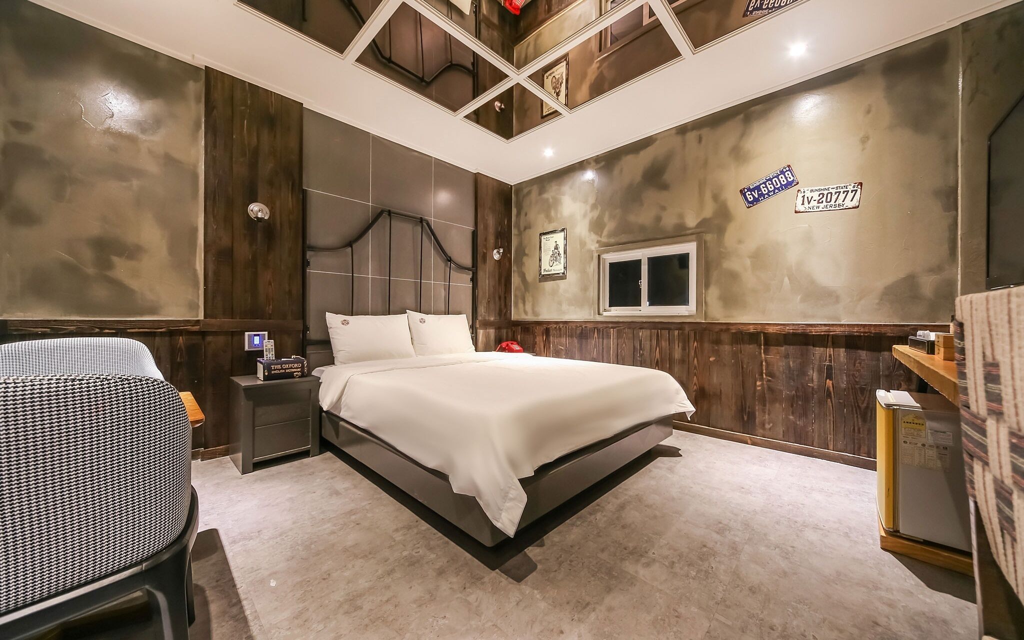 Gallery Hotel