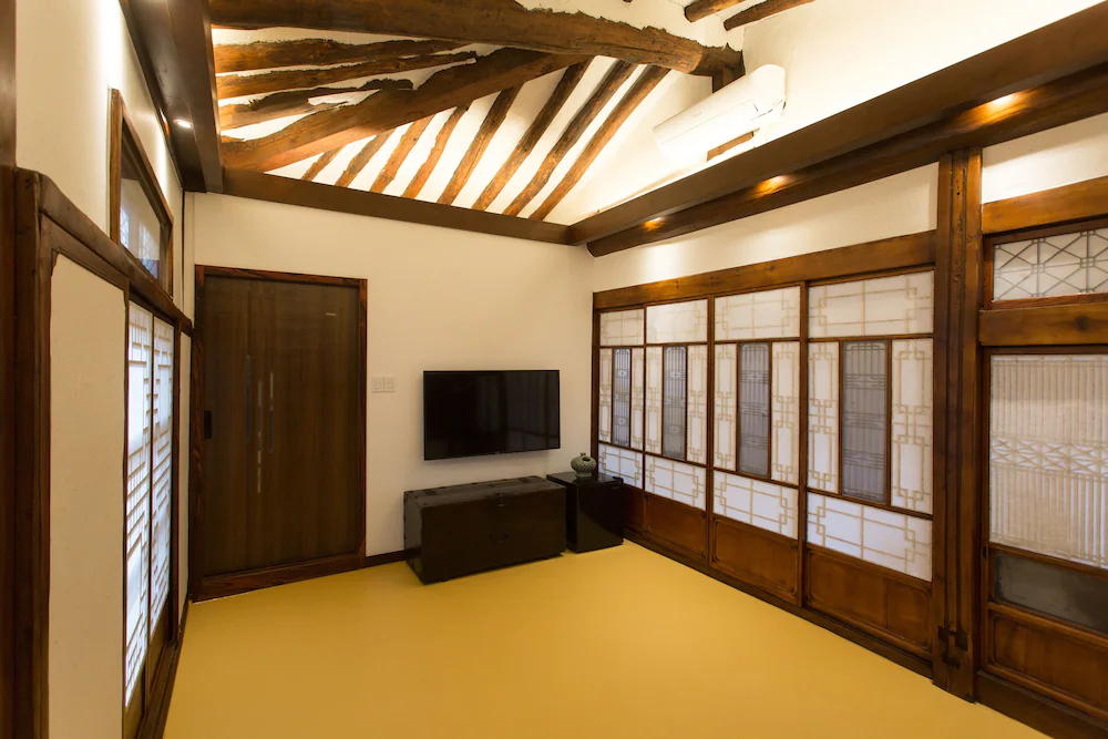 Hanok 1957