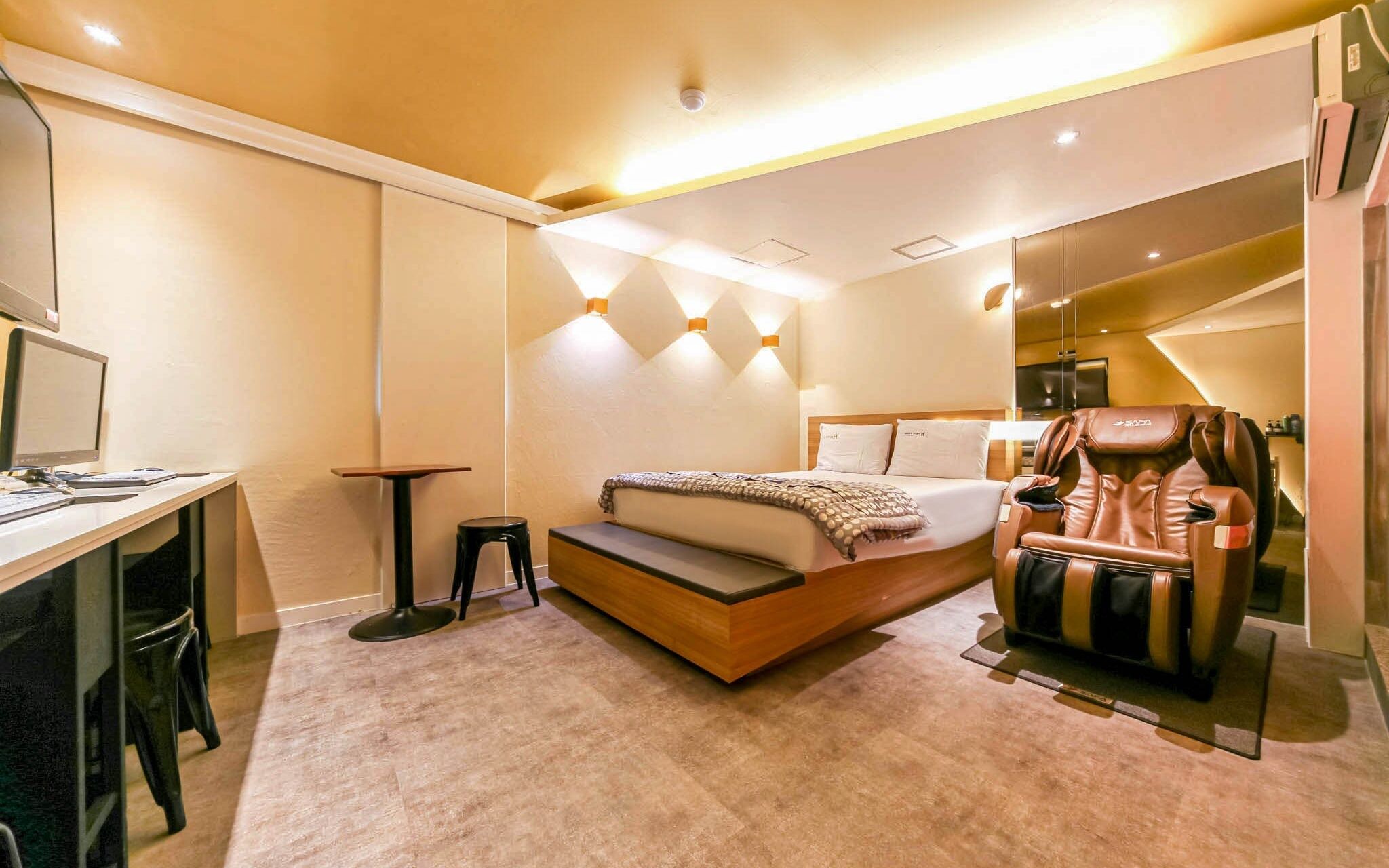 Heaven Story Hotel