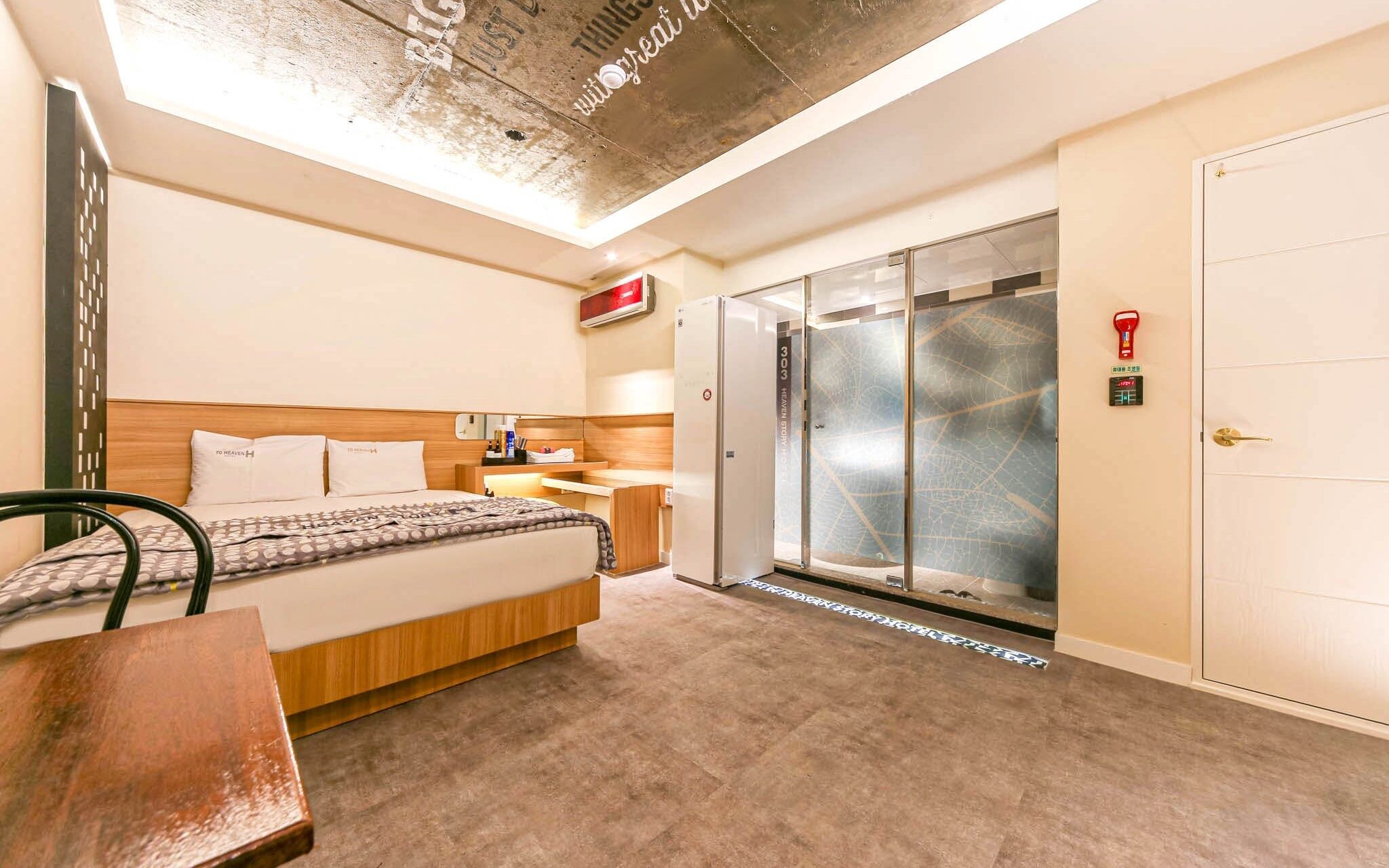 Heaven Story Hotel