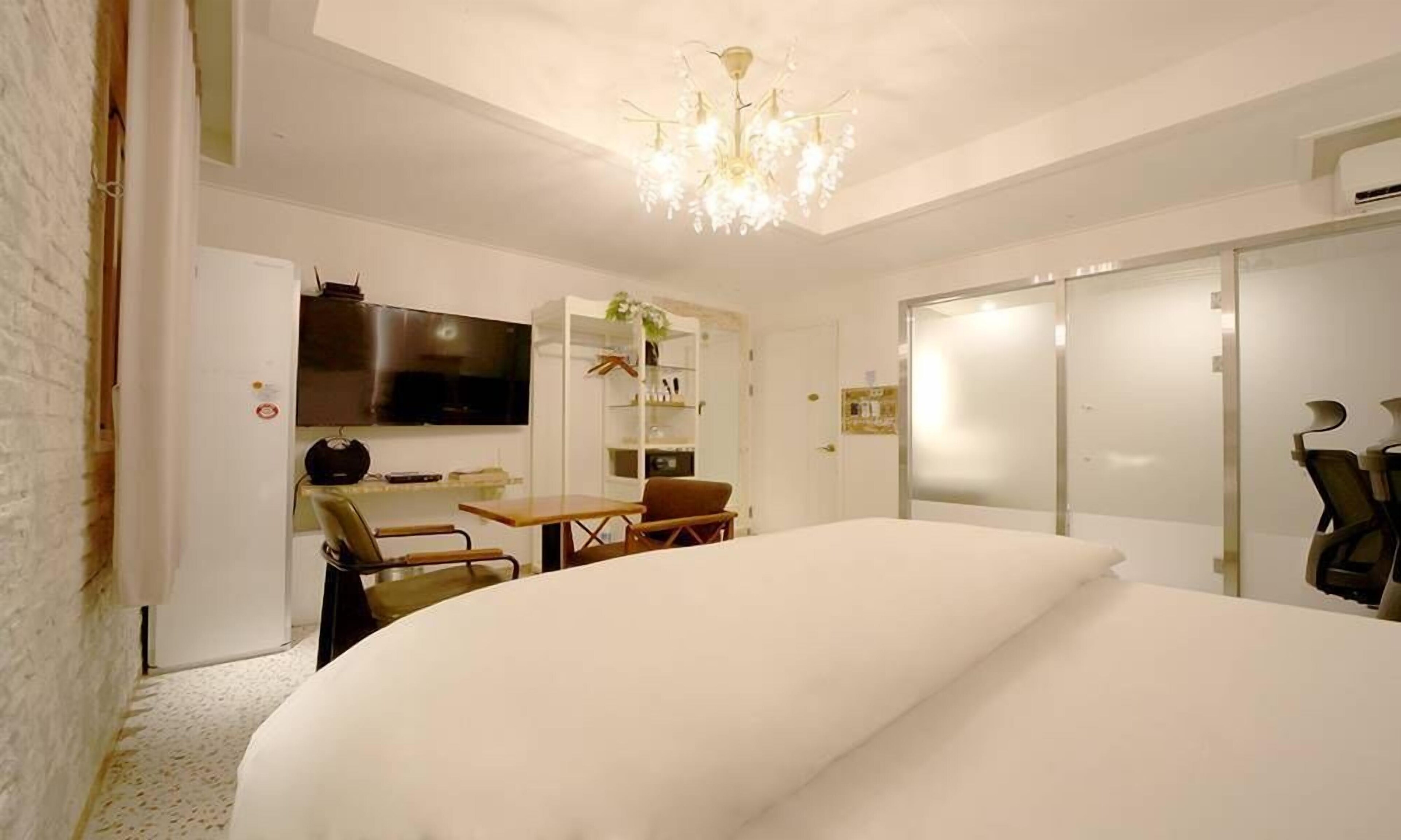 Hotel February Dongdaegu