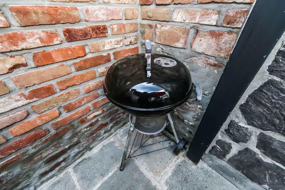 Hotel February Suseong