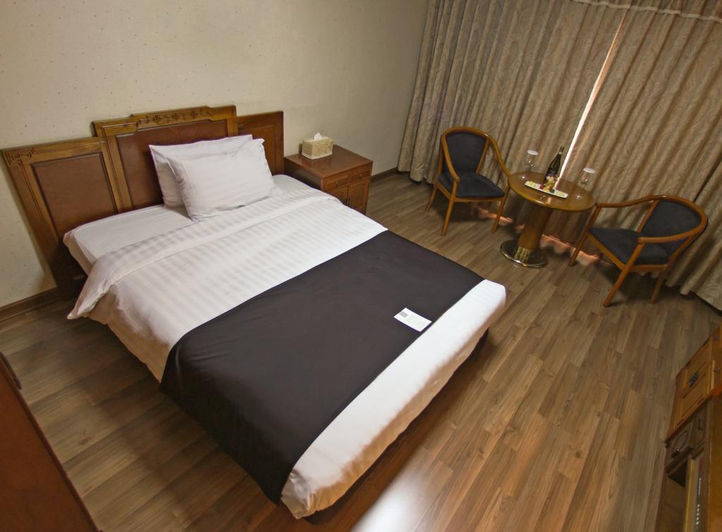 Prince Hotel