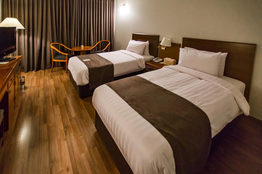 Prince Hotel