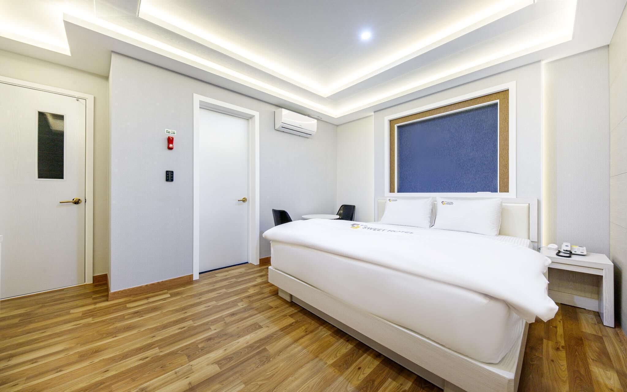 Sweet Hotel