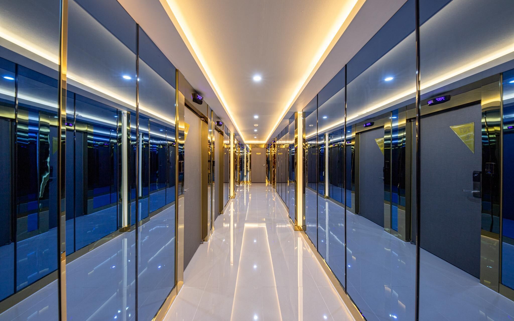 Sweet Hotel