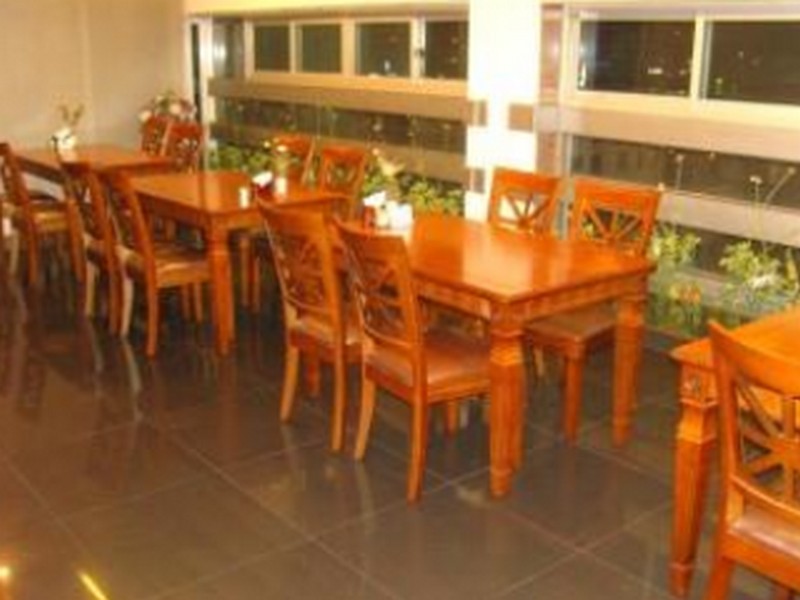 Uneed Hotel