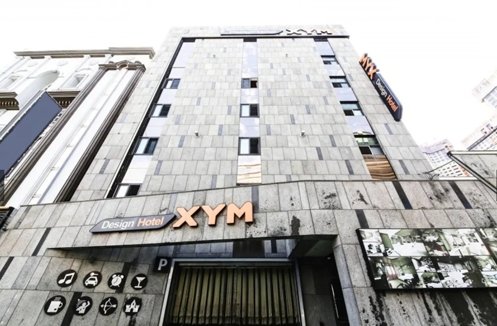 XYM Motel