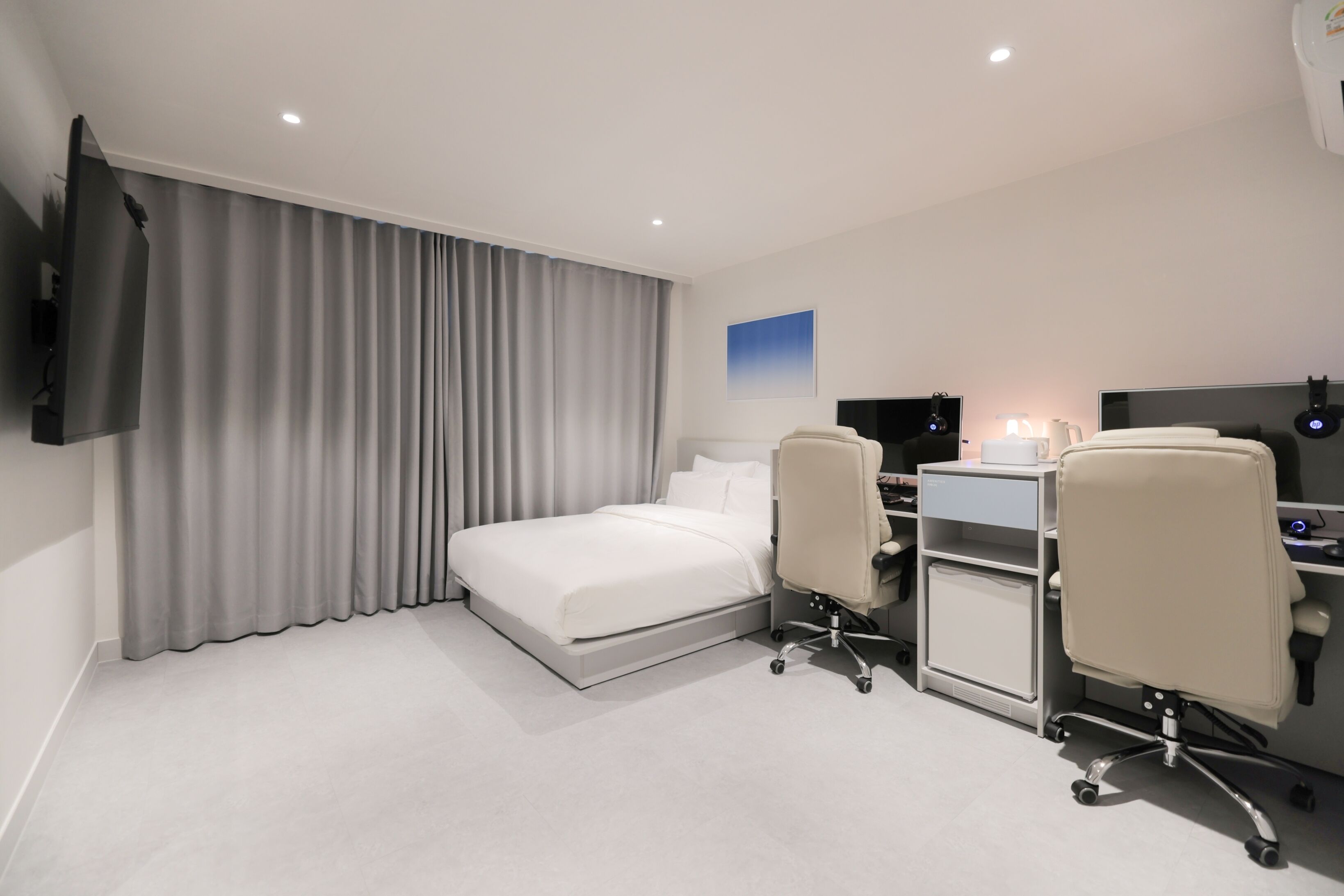 Aank Air Hotel