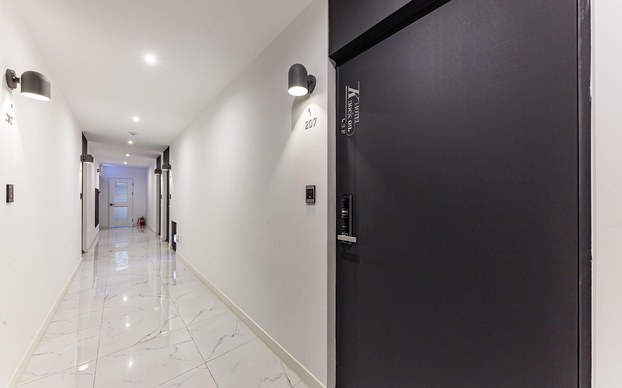 Daejeon Daeheung Hotel Knock On