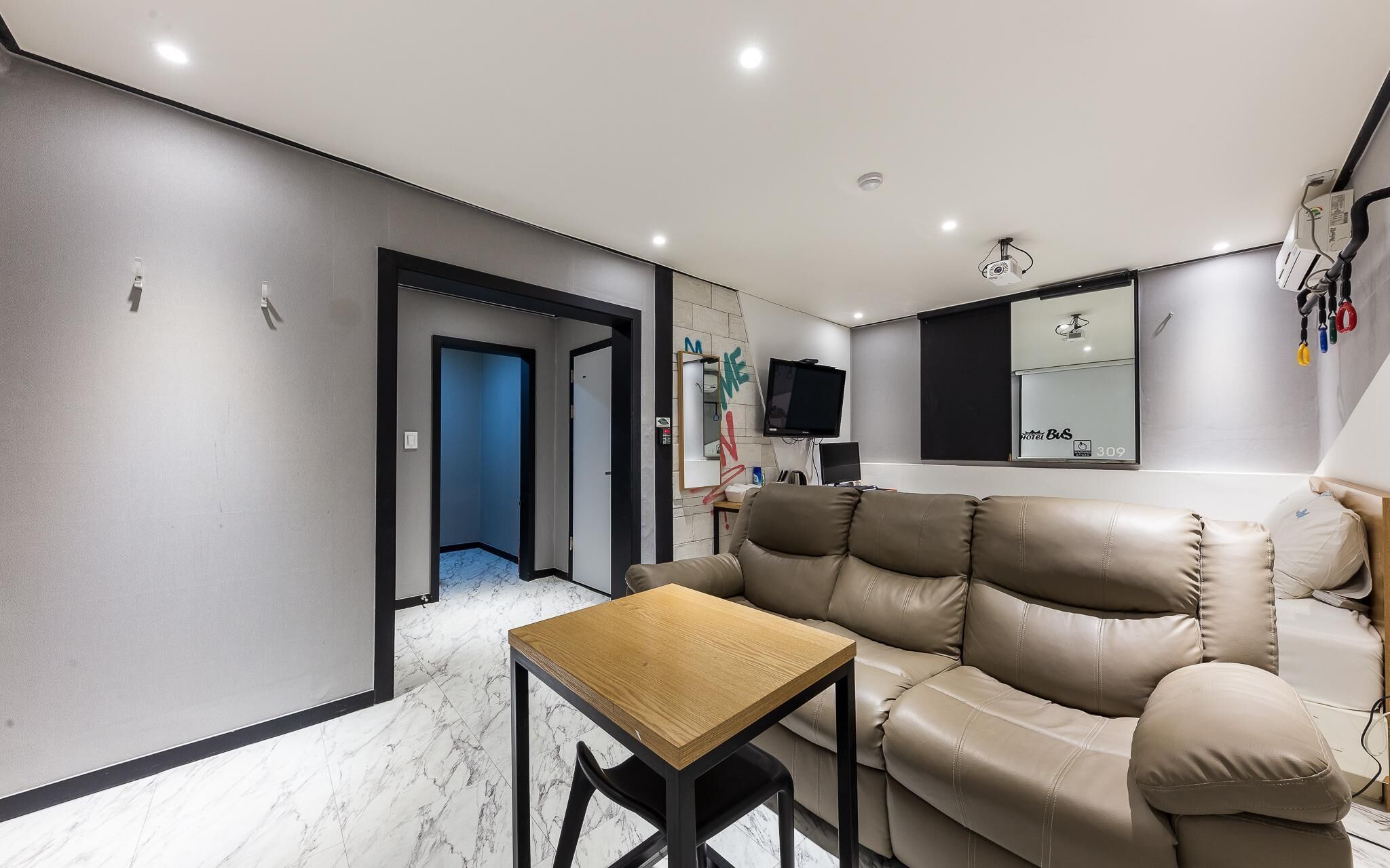 Daejeon Daesa Hotel Bus