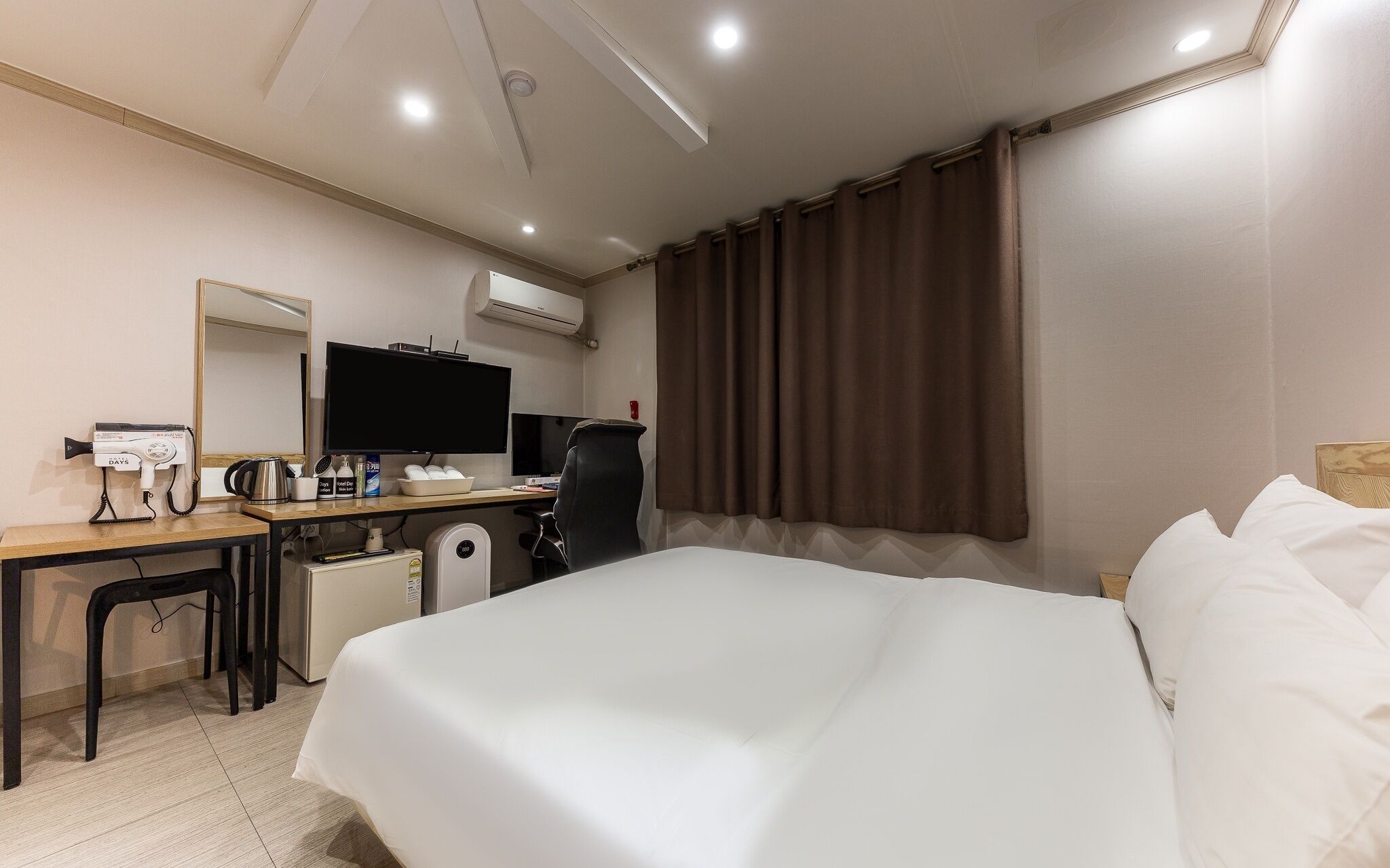 Daejeon Dunsan Hotel Days