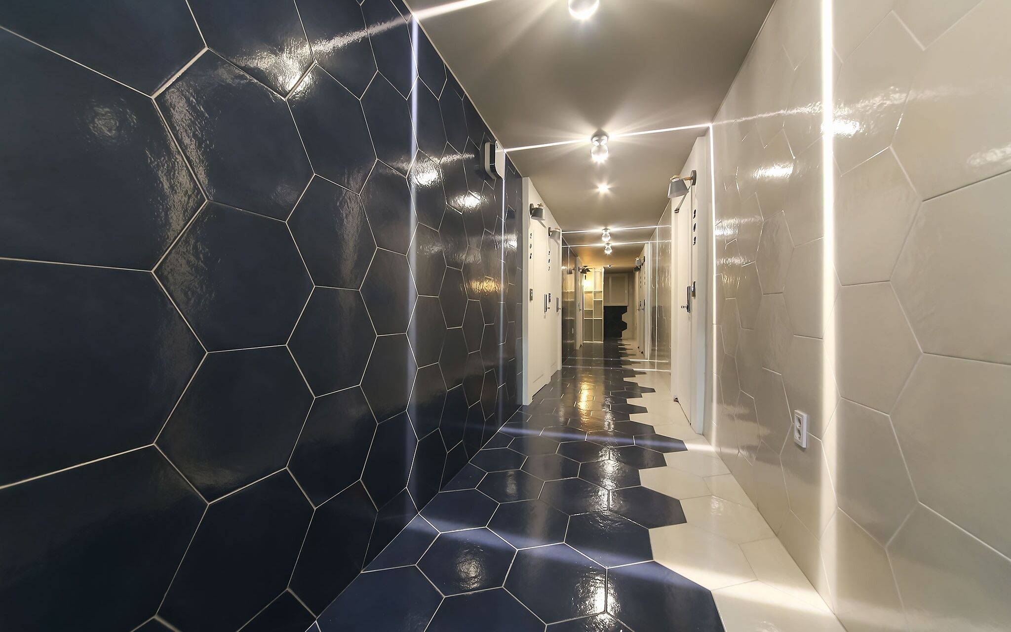 Daejeon Jungri Hotel Art Bin