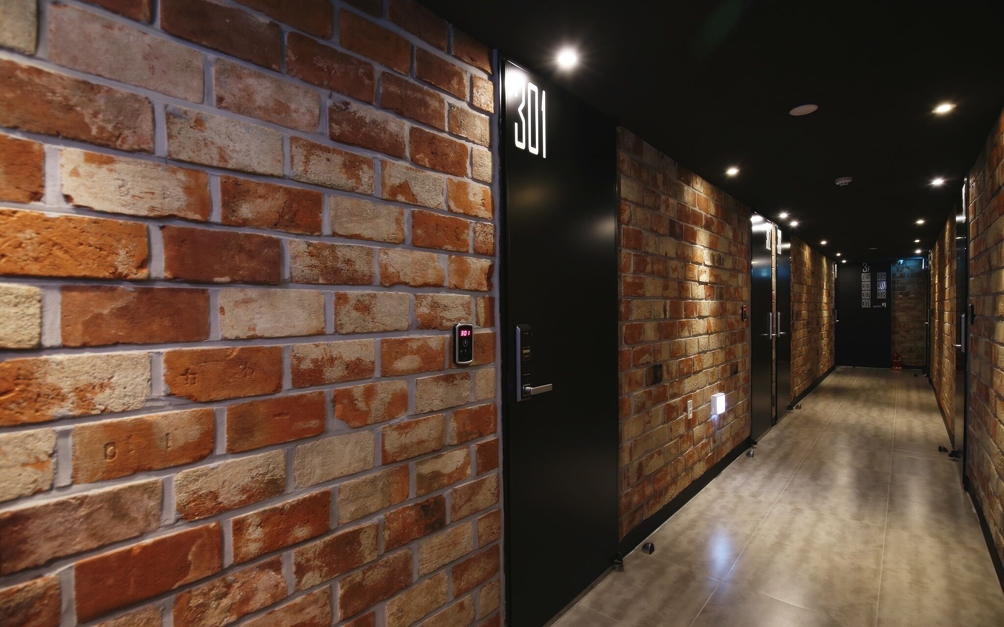 Daejeon Sintanjin Hotel Wol