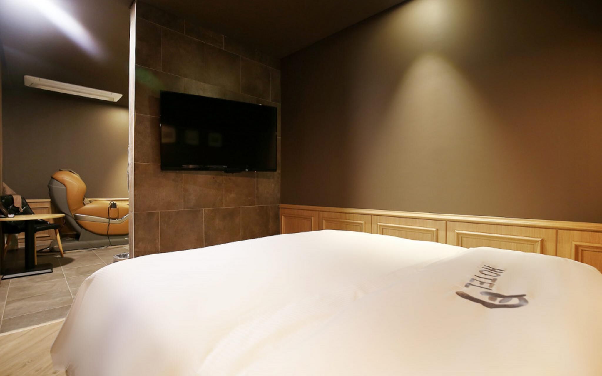 Daejeon Sintanjin Hotel Wol